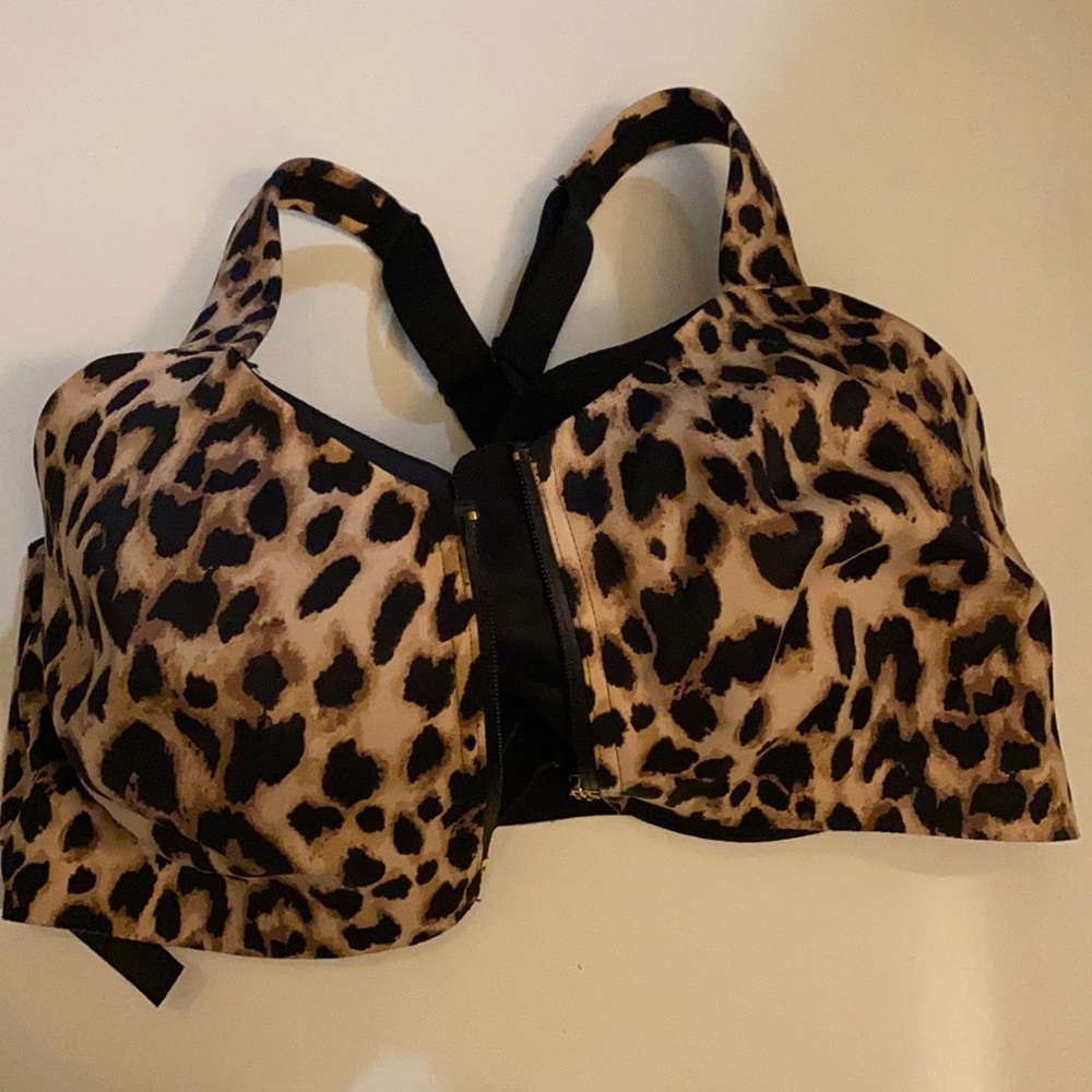 Victoria’s Secret Cheetah Sports Bra